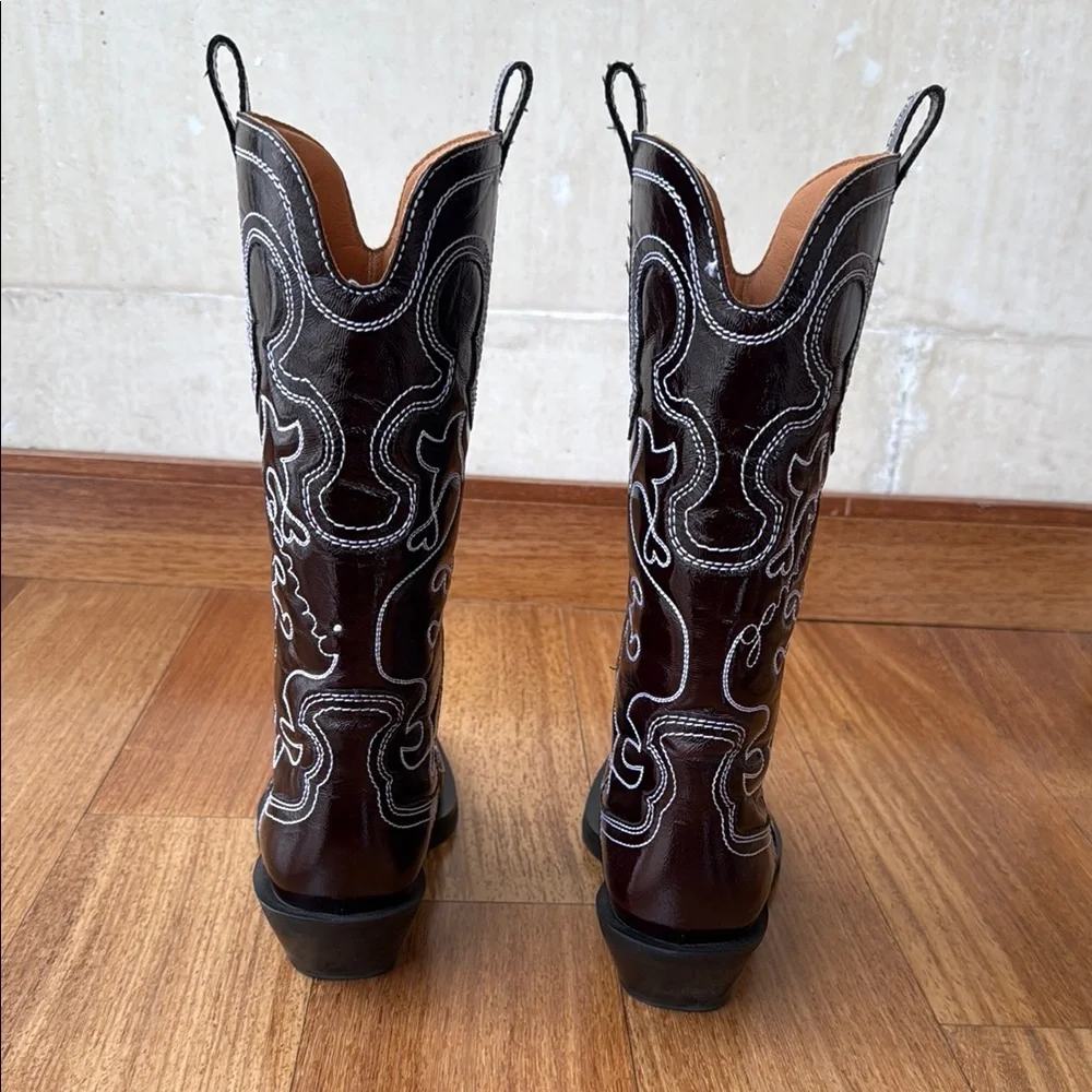 Ganni Dark Brown Boots with White Stitching - Picture 4 of 7